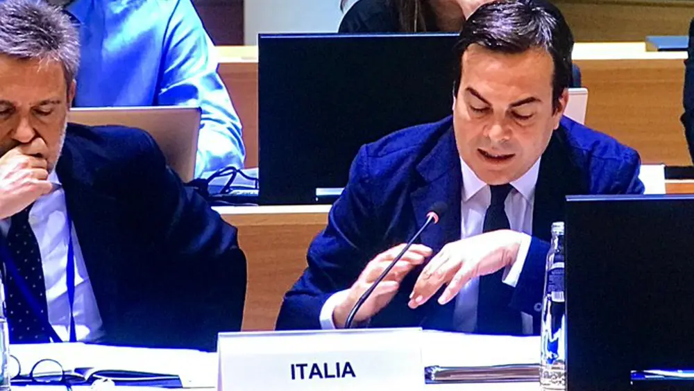 Il Ministro Amendola al Consiglio Competitività Il Ministro Amendola al Consiglio Competitività