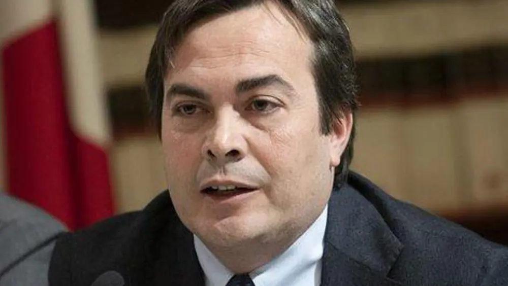 Ministro Amendola a Caffè Europa Ministro Amendola a Caffè Europa