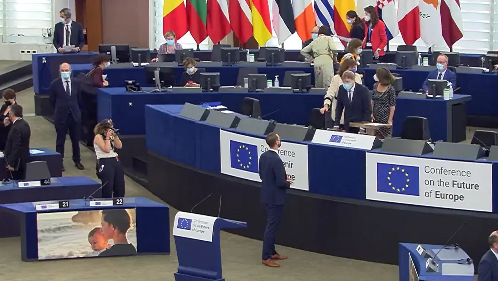 Sottosegretario Amendola: Si apre un cantiere democratico per cambiare l'UE