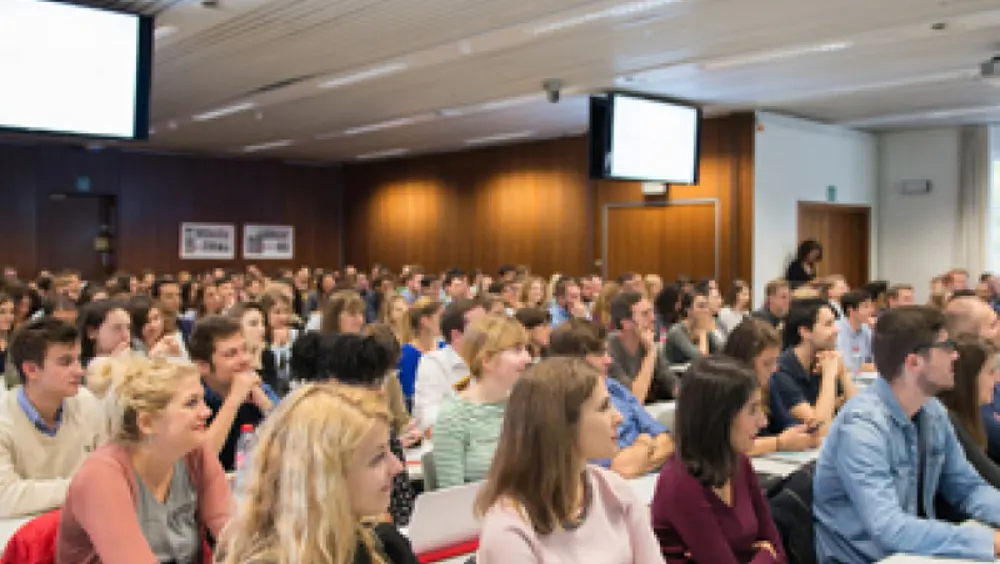 Collegio d'Europa 2023-2024, aperte le candidature Collegio d'Europa 2023-2024, aperte le candidature