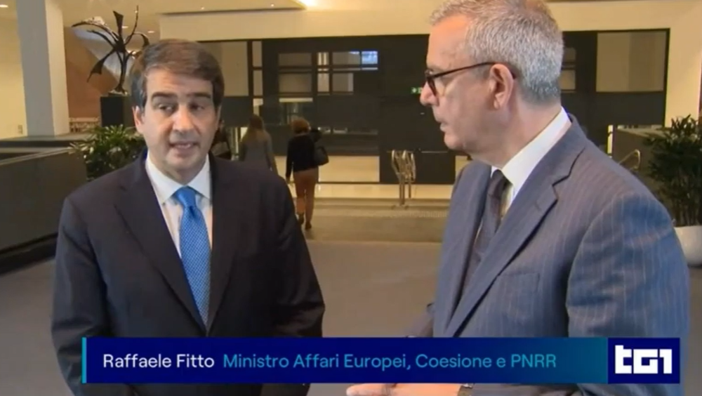 Ministro Fitto intervistato al Tg1 Ministro Fitto intervistato al Tg1