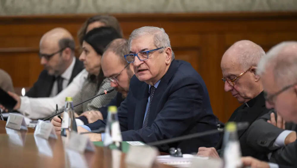 Ministro Foti: "L'accordo sui dazi? Chi ha votato Ursula adesso si lamenta" Ministro Foti: "L'accordo sui dazi? Chi ha votato Ursula adesso si lamenta"