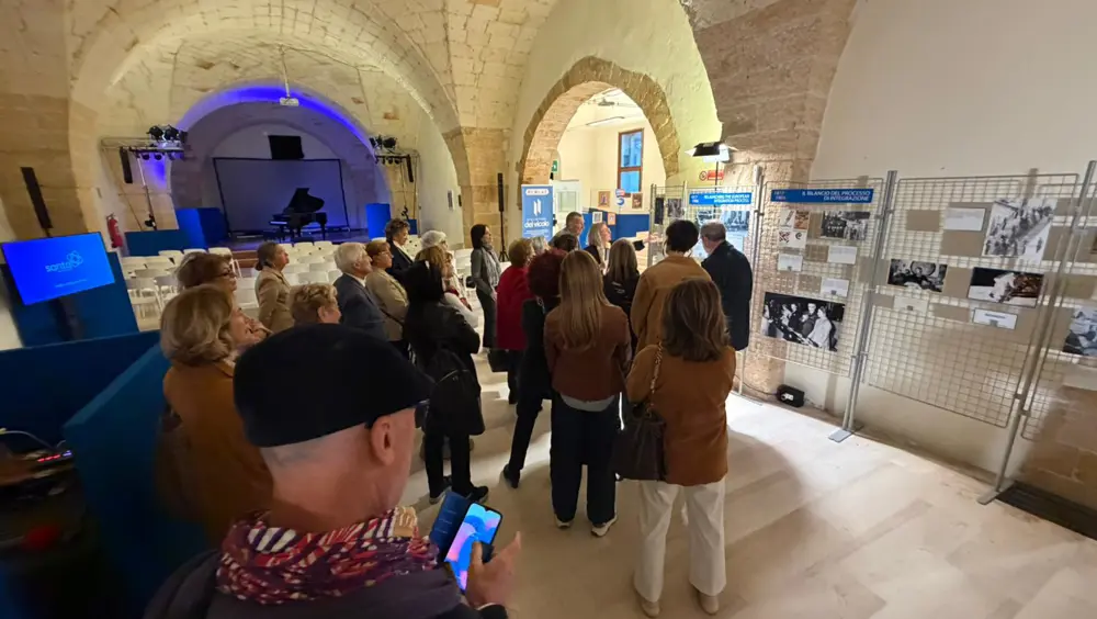 Festa dell'Europa, apertura straordinaria della mostra a Brindisi 